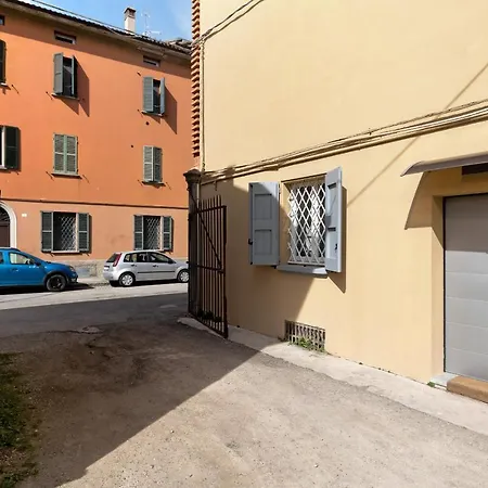 Modern In Borgo Panigale By Wonderful Italy *
