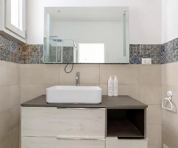 아파트 Modern In Borgo Panigale By Wonderful Italy