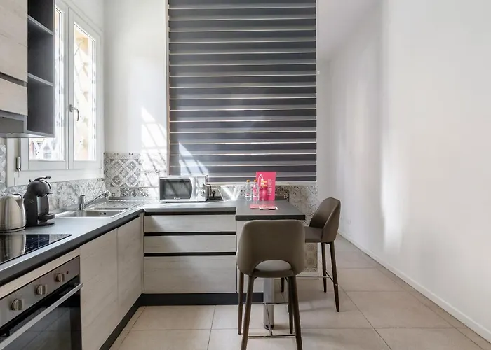 Modern In Borgo Panigale By Wonderful Italy * 볼로냐