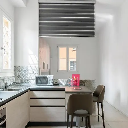 Modern In Borgo Panigale By Wonderful Italy *